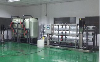 宏旺RO-10000单级反渗透纯水机在浙江地区的水处理设备批发与软件外包服务的协同发展